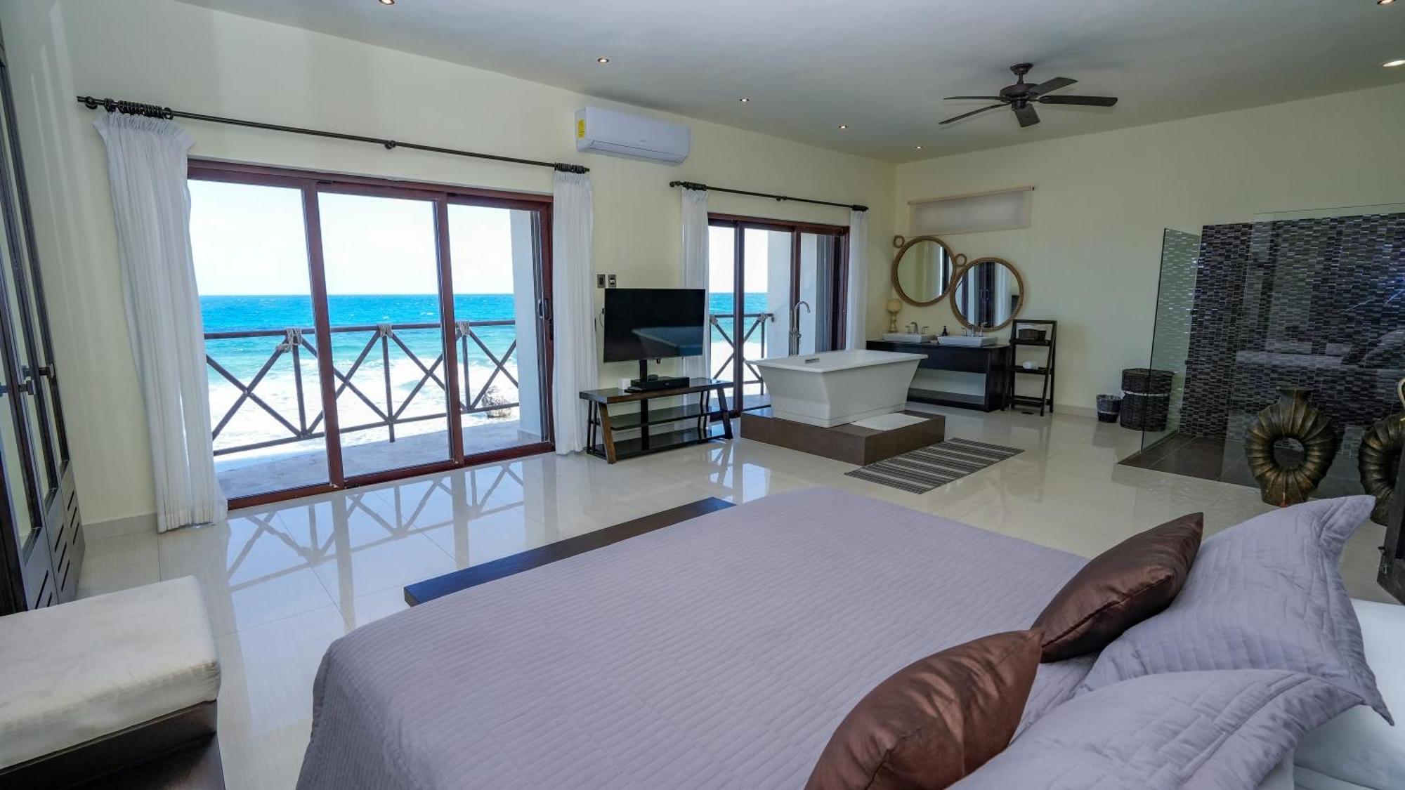 Casa Javi- Ocean Front Located Mid Isla Mujeres Villa Dış mekan fotoğraf